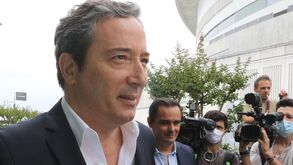 «Quando se tira o cérebro não é pondo lá duas orelhas e um nariz que a coisa funciona»