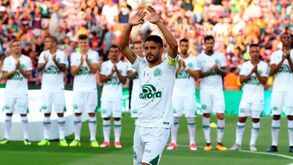 Alan Ruschel voltou aos golos: O sobrevivente que só que ser futebolista