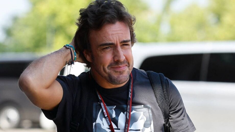 Longa vida ao 'Príncipe das Astúrias': Fernando Alonso firme no paddock da Fórmula 1