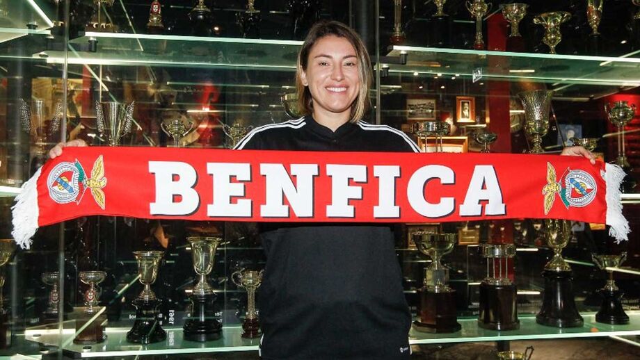Ucraniana Viktoriya Borshchenko renova contrato com o Benfica