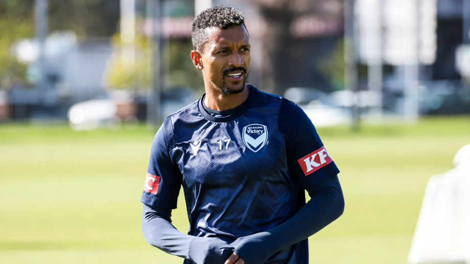 Nani estreia-se a perder na Austrália
