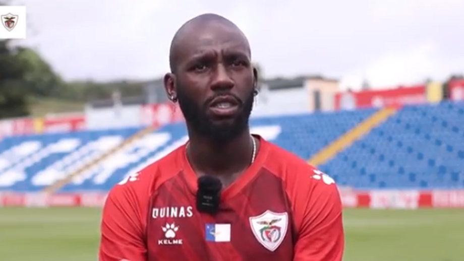 Allano renova por mais uma época com o Santa Clara