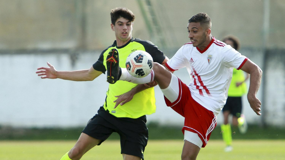 Jovem Thiago Freitas inscrito na Liga