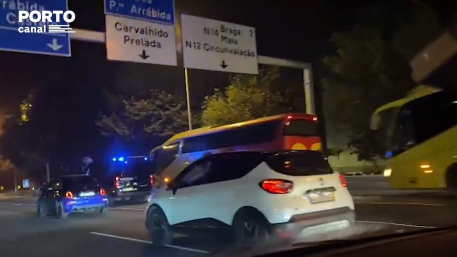 Porto Canal revela imagens de adeptos do Hajduk Split intercetados pela PSP