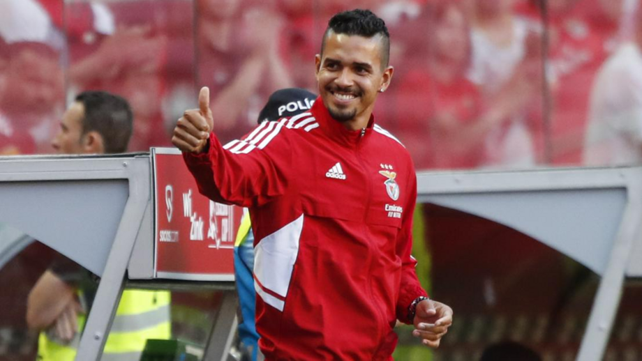 Seleção brasileira vem a Portugal acompanhar evolução de Lucas Veríssimo: escrete dá esperanças ao central