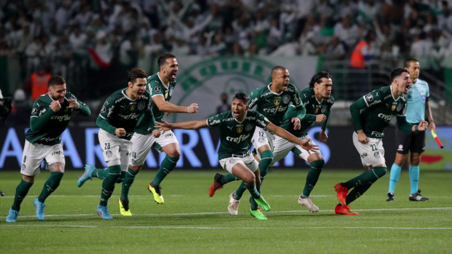 Palmeiras de Abel mantém esperanças intactas na 3ª Libertadores com qualificação heróica