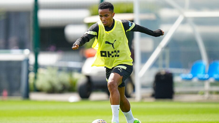 Chegada de Kayky por oficializar