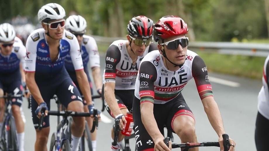 João Almeida e Rui Oliveira na equipa da UAE-Emirates para a Volta a Espanha