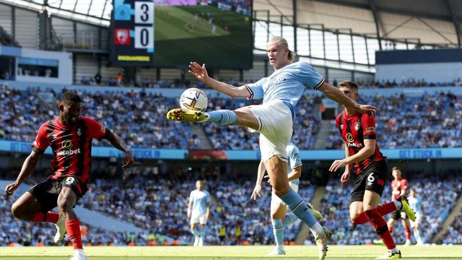 Man. City volta a entrar melhor e procura o quarto golo