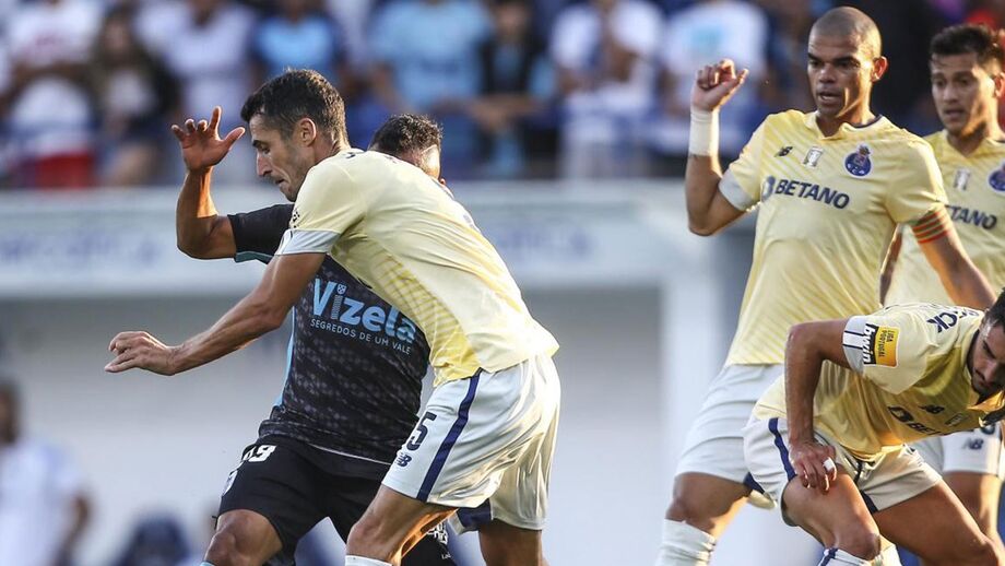 Vizela-FC Porto visto à lupa: desencaixe na bola parada