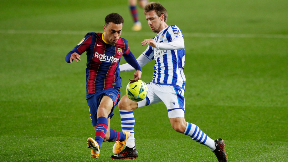 Nacho Monreal pendura as botas devido às lesões