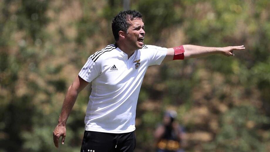 Equipa sub-20 do Benfica treina no hotel