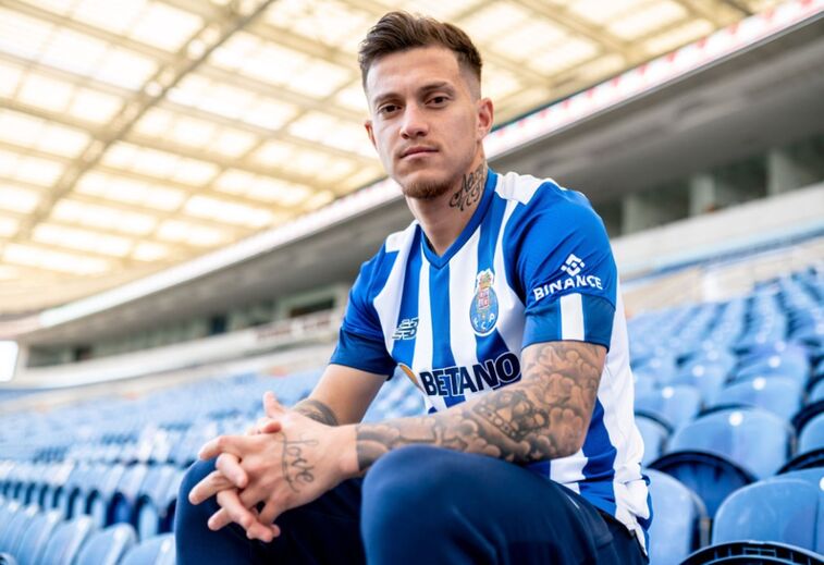 Equipamento principal do FC Porto