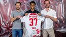 Diallo oficializado no Leipzig