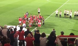 A festa das jogadoras e dos adeptos do Benfica pelo apuramento para a fase de grupos da Champions feminina