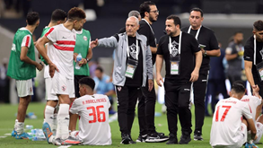 Zamalek de Jesualdo Ferreira derrotado por Marega e Carrillo na inauguração de estádio do Mundial'2022