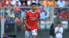 Regresso à titularidade no Benfica à vista para António Silva