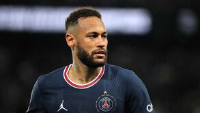 Bomba no último dia de mercado: PSG ofereceu Neymar ao Manchester City e ingleses recusaram