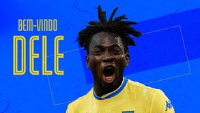 Estoril reage à saída de Arthur Gomes e garante Bamidele por cinco anos 