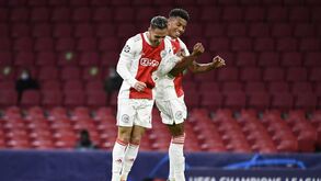 Benfica e Sporting entre as equipas da Europa que mais dinheiro fizeram com vendas no mercado