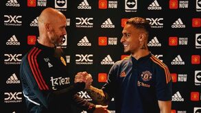 Manchester United une rei dos milhões Antony à continuidade de Cristiano Ronaldo
