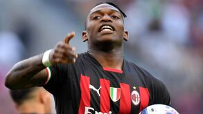Leão com garras de fora: prioridade do Milan é em português