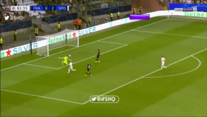 Nuno Santos saltou do banco para fazer o terceiro do Sporting