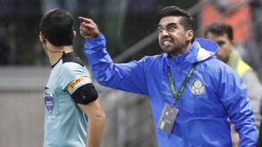 Palmeiras-At. Paranaense, 2-2: Scolari elimina Abel Ferreira