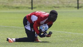 Samuel Soares vai renovar