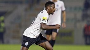 Manafá volta à competição ao fim de nove meses e é titular no FC Porto B