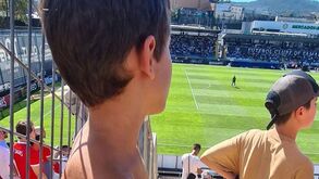 Criança foi obrigada a tirar camisola do Benfica em Famalicão