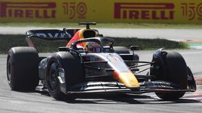 Verstappen conquista GP de Itália em corrida que acaba atrás do safety car