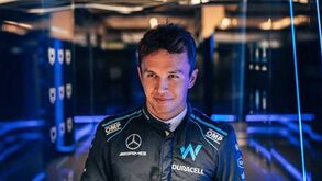Alexander Albon sofre complicações no pós-operatório
