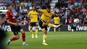 Premier League anuncia adiamento de três jogos do fim de semana