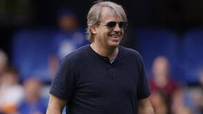 Mandou jogar em 4x4x3 e quer despachar guarda-redes: as intromissões do dono do Chelsea