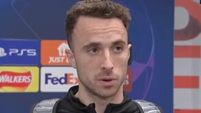 Diogo Jota depois da vitória do Liverpool frente ao Ajax: «Trabalho bem feito» 