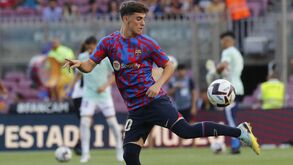 Gavi renova com Barcelona até 2026 e fica com cláusula de mil milhões