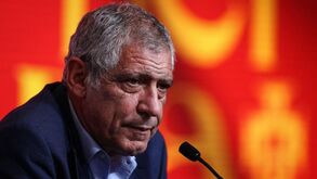 Fernando Santos: «Há jogadores a aparecer a muito bom nível que podiam estar aqui»