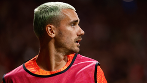 Deschamps ironiza sobre caso de Griezmann no At. Madrid: «Pelo menos não está cansado...»