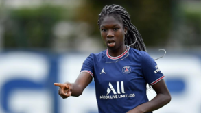 Aminata Diallo foi formalmente acusada por agressão à ex-colega de equipa Hamraoui e ficou em prisão preventiva