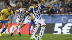 O resumo do Estoril-FC Porto: golos, casos e outros lances