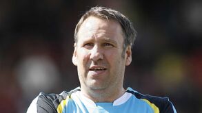 Lenda do Arsenal 'estourou' poupança de 160 mil libras durante a pandemia: «Gastei tudo em apostas»