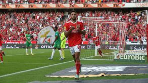 Gonçalo Ramos aumentou vantagem do Benfica com grande toque de calcanhar