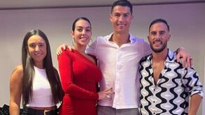 Cristiano Ronaldo reúne amigos para ouvir Nininho Vaz Maia