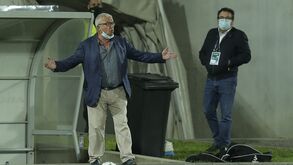 Cadeado à porta abre polémica em Arouca