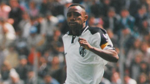 N'Dinga lidera melhor meio-campo de sempre do Vitória