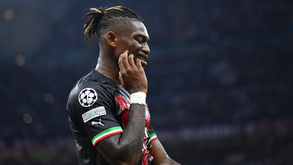 Maldini aponta à renovação de Rafael Leão mas alerta: «Não temos nada a ver com o Sporting»