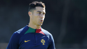 Assim está a cara de Cristiano Ronaldo dias após choque contra o guarda-redes da Rep. Checa