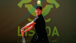 Gonçalo Oliveira contra Paire no Lisboa Belém Open