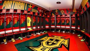 O onze de Portugal para o jogo com a Espanha